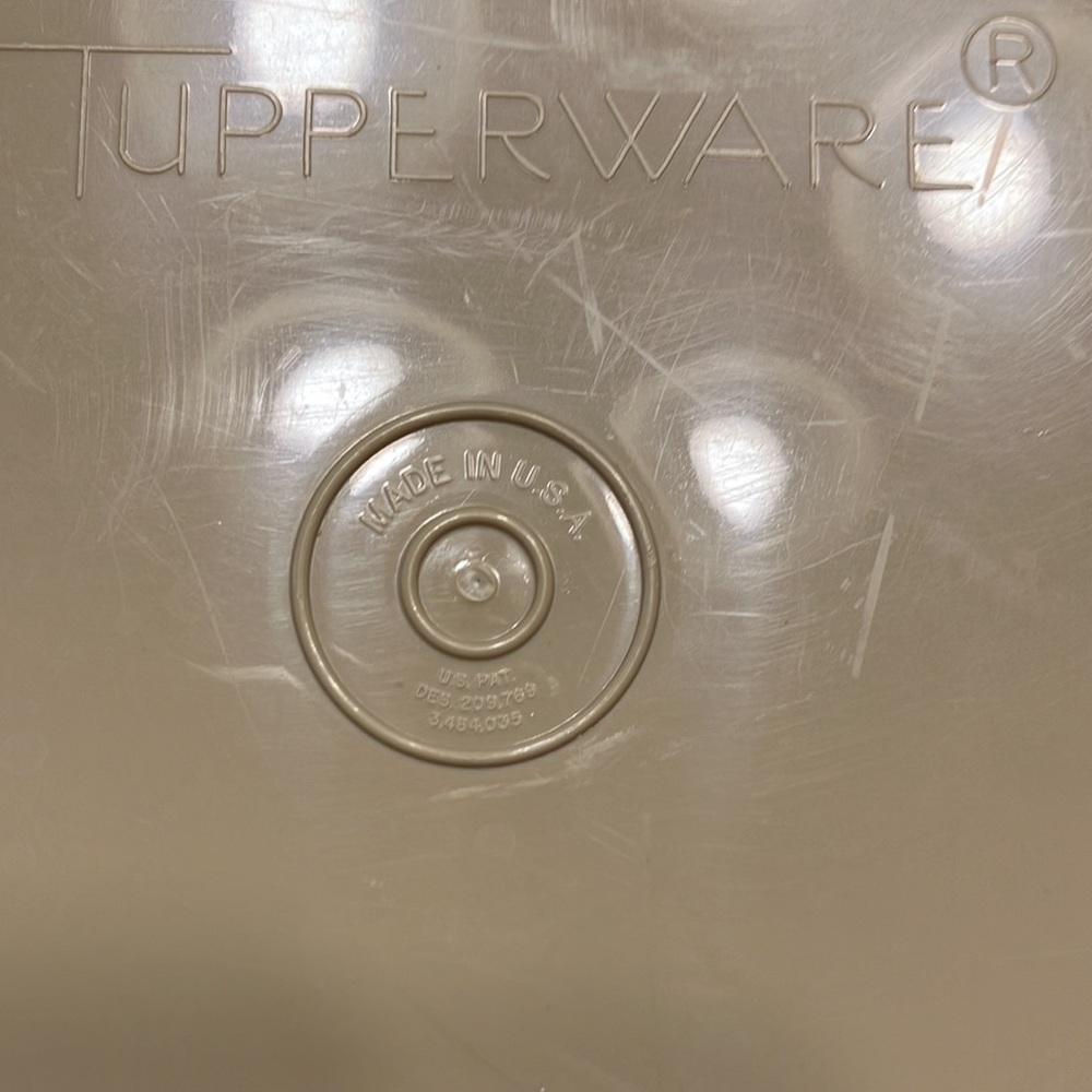 Tupperware Deviled Egg Container - Picture 5 of 6